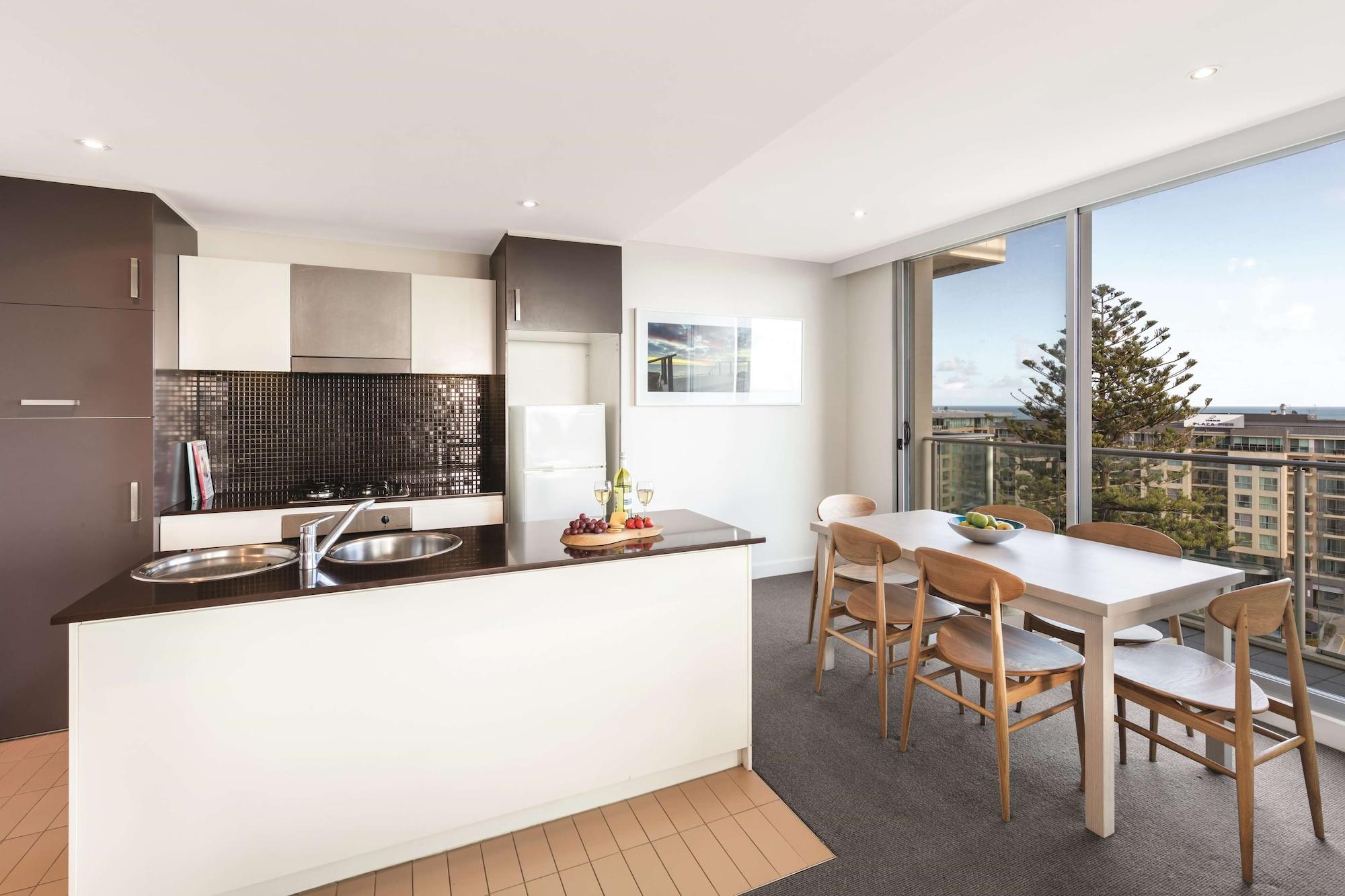 Oaks Glenelg Liberty Suites Adelaide Exterior foto