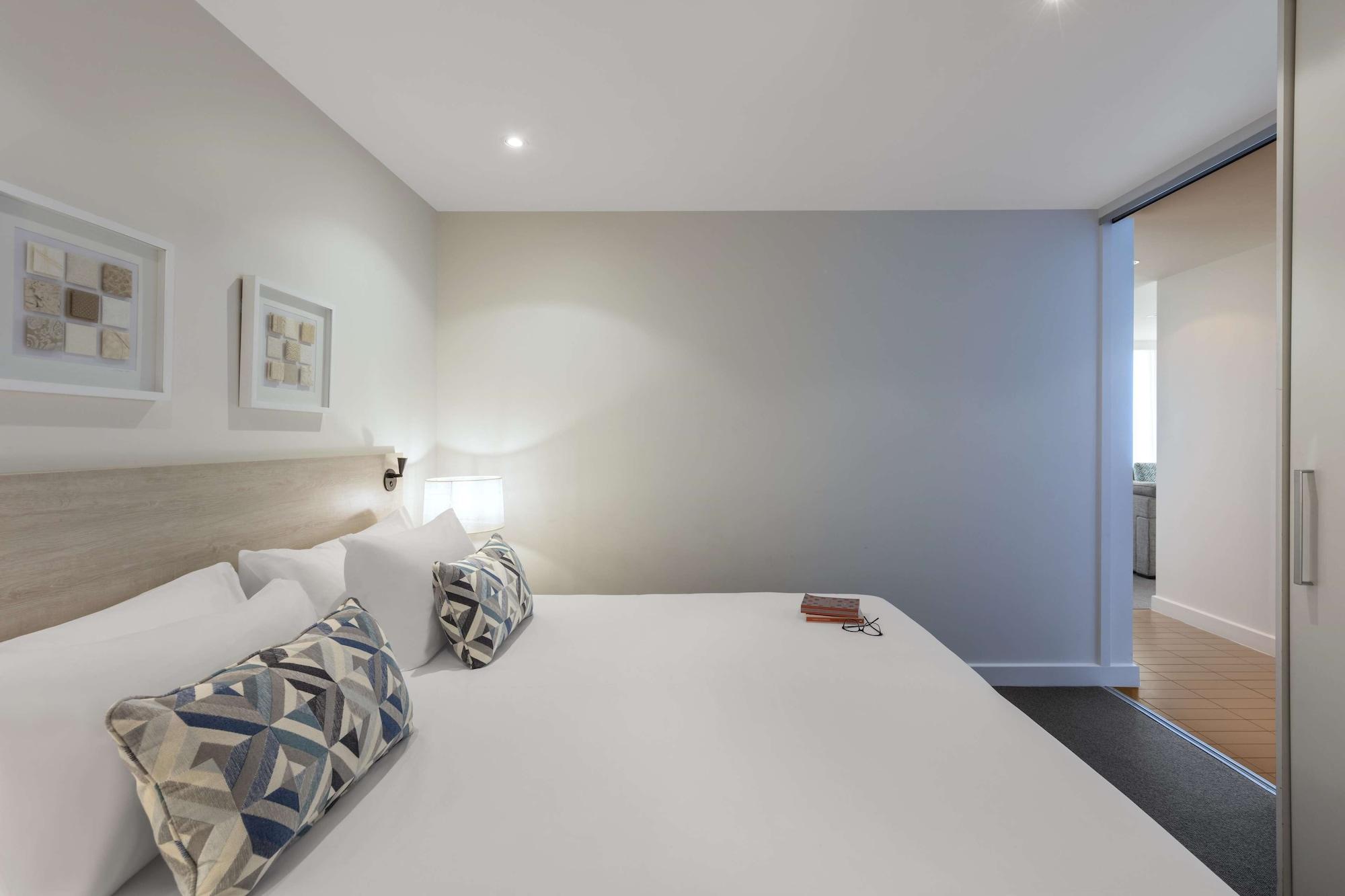 Oaks Glenelg Liberty Suites Adelaide Exterior foto